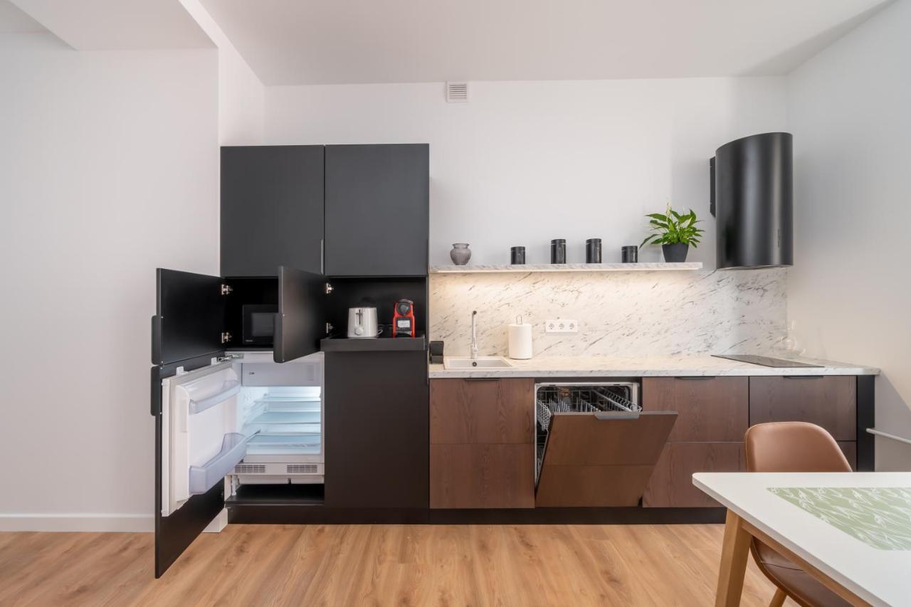 Spacious 1-Bedroom Apartment In The Heart Of Old Town 리가 외부 사진